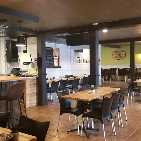 Auberge Happy Logis Lac-Etchemin Luaran gambar
