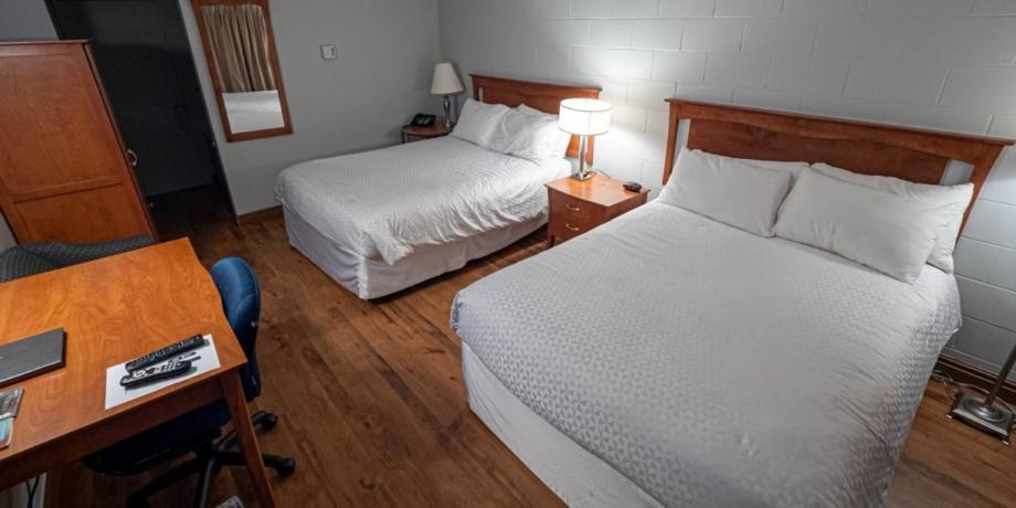 Auberge Happy Logis Lac-Etchemin Luaran gambar